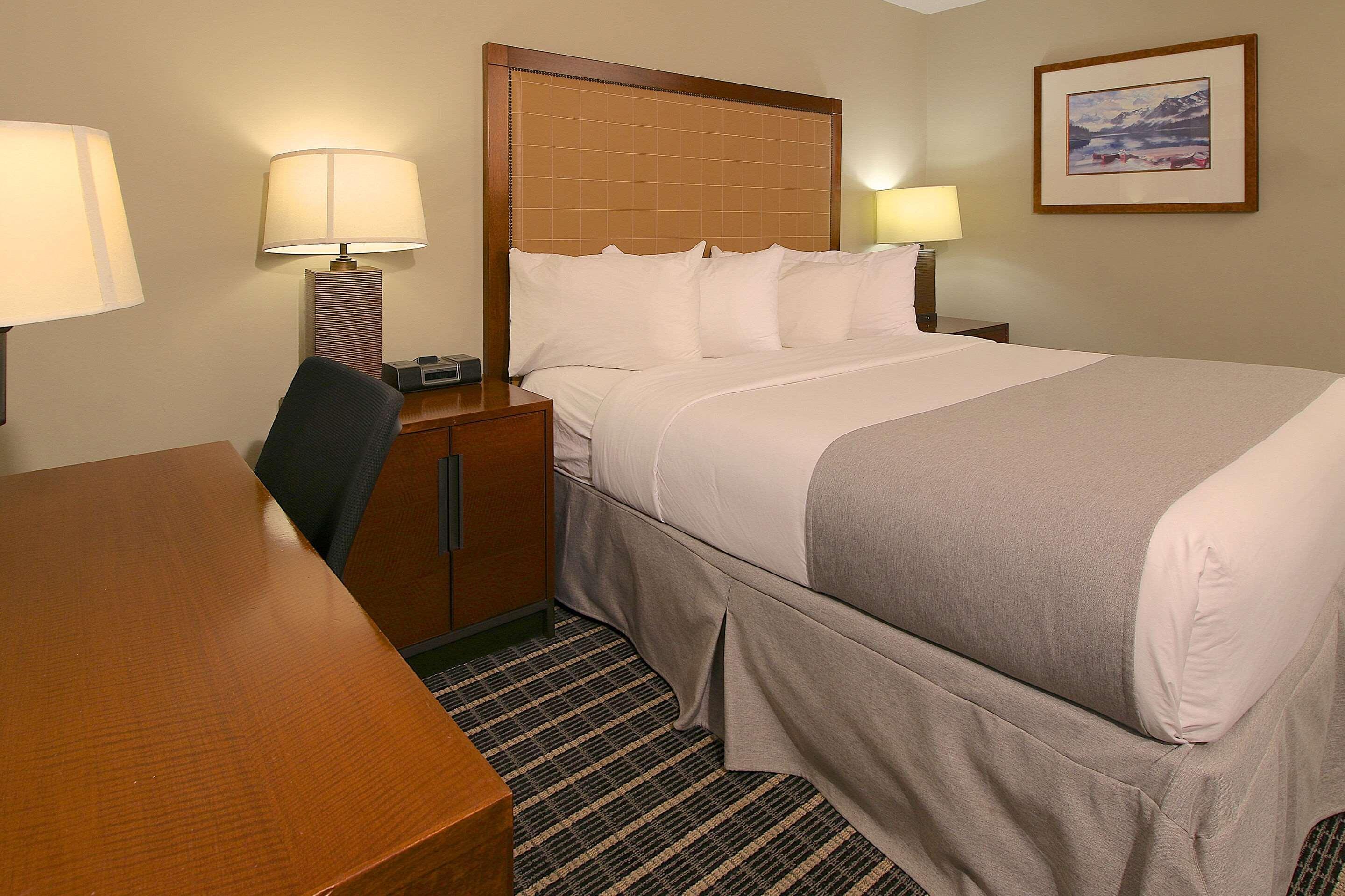 Clarion Pointe Hotel Medicine Hat Kültér fotó