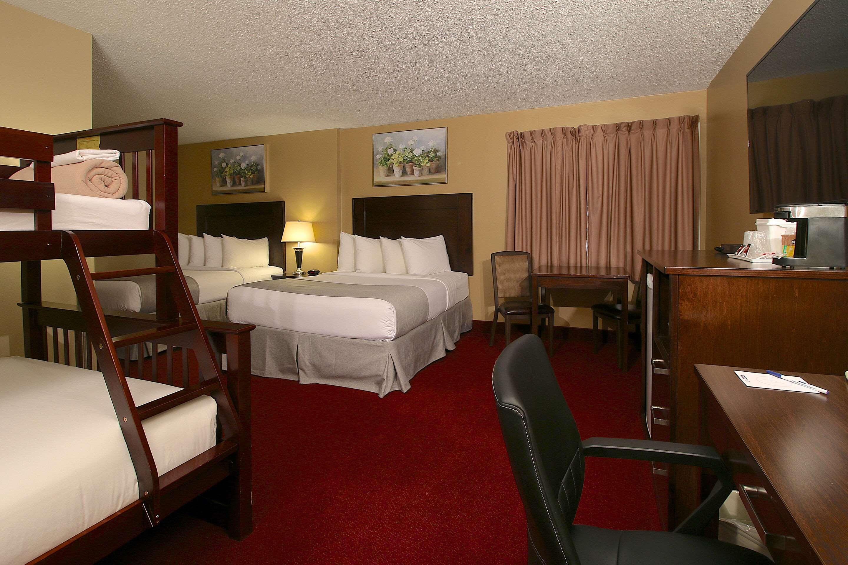 Clarion Pointe Hotel Medicine Hat Kültér fotó