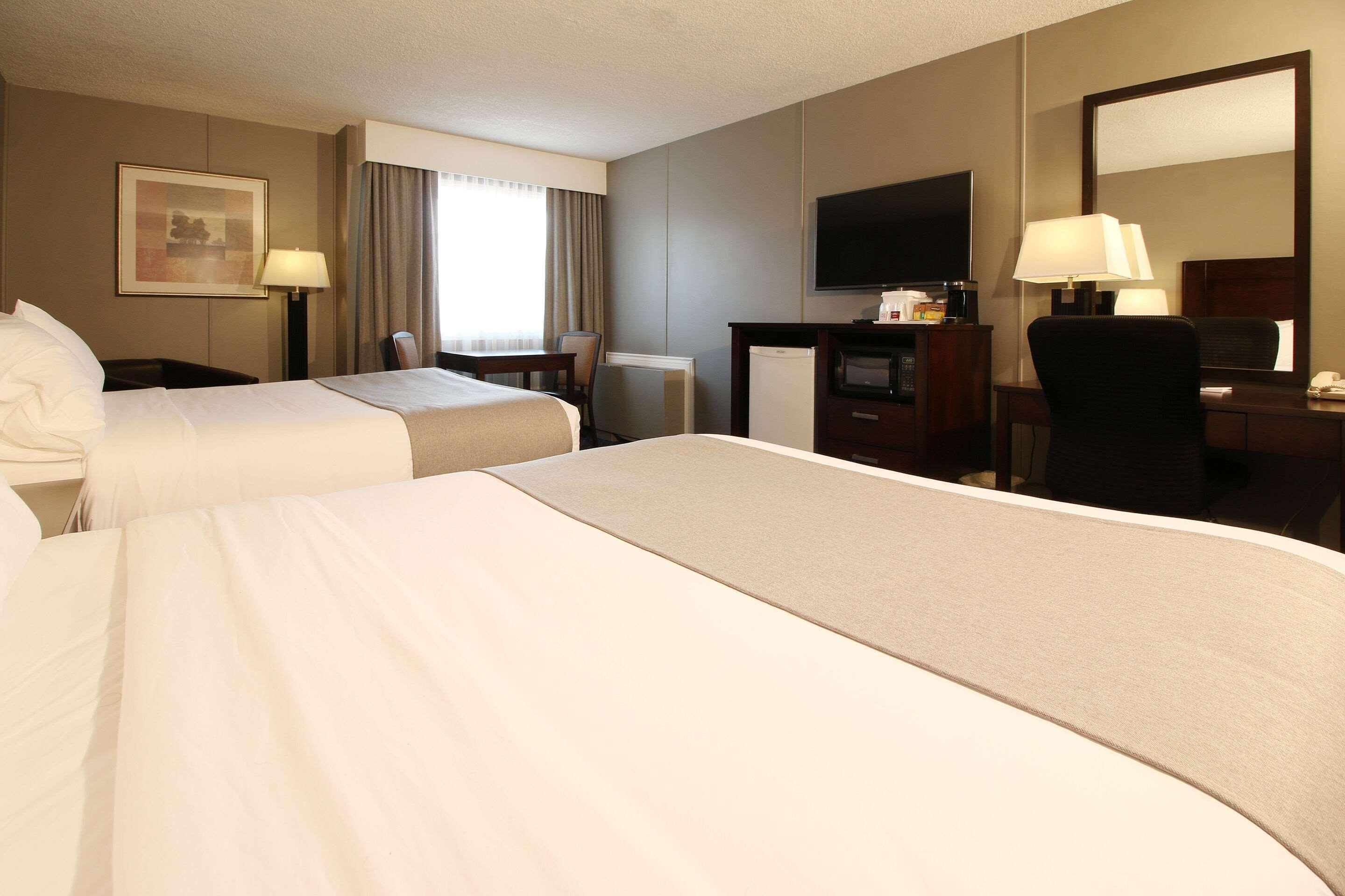 Clarion Pointe Hotel Medicine Hat Kültér fotó