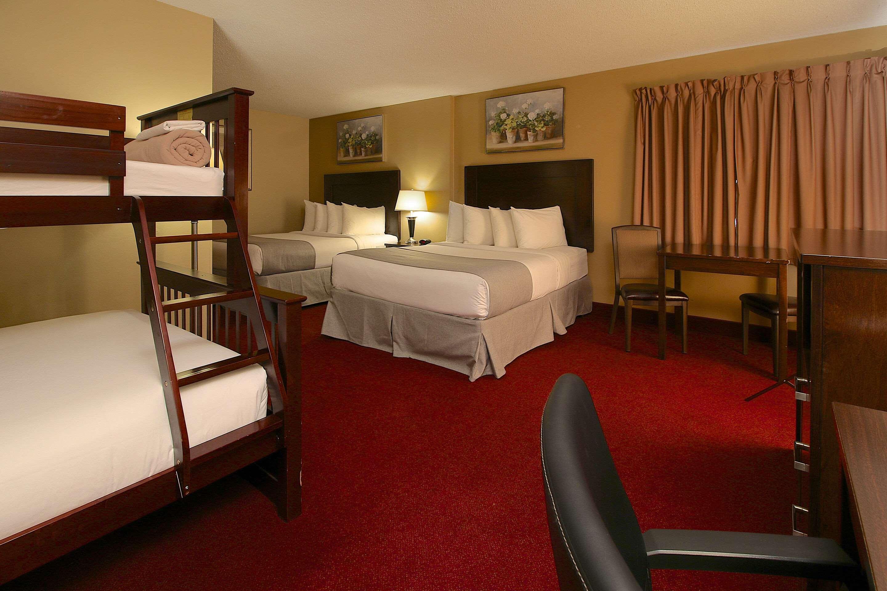 Clarion Pointe Hotel Medicine Hat Kültér fotó