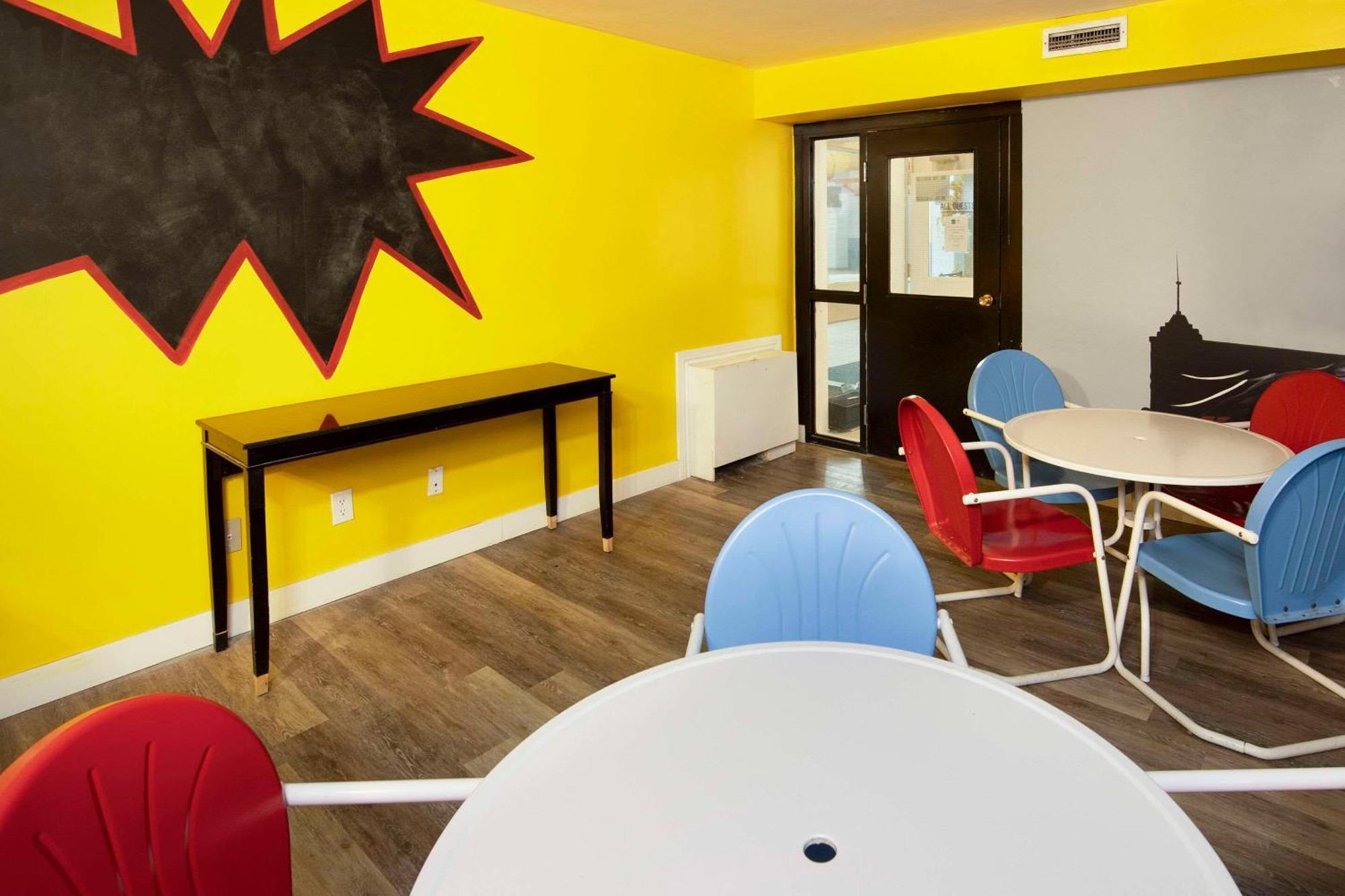 Clarion Pointe Hotel Medicine Hat Kültér fotó