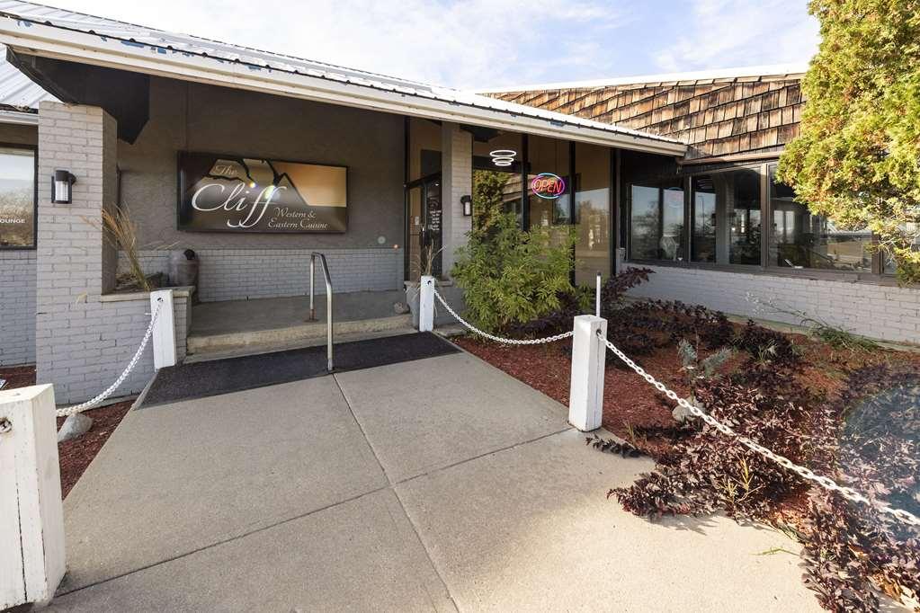 Clarion Pointe Hotel Medicine Hat Kültér fotó