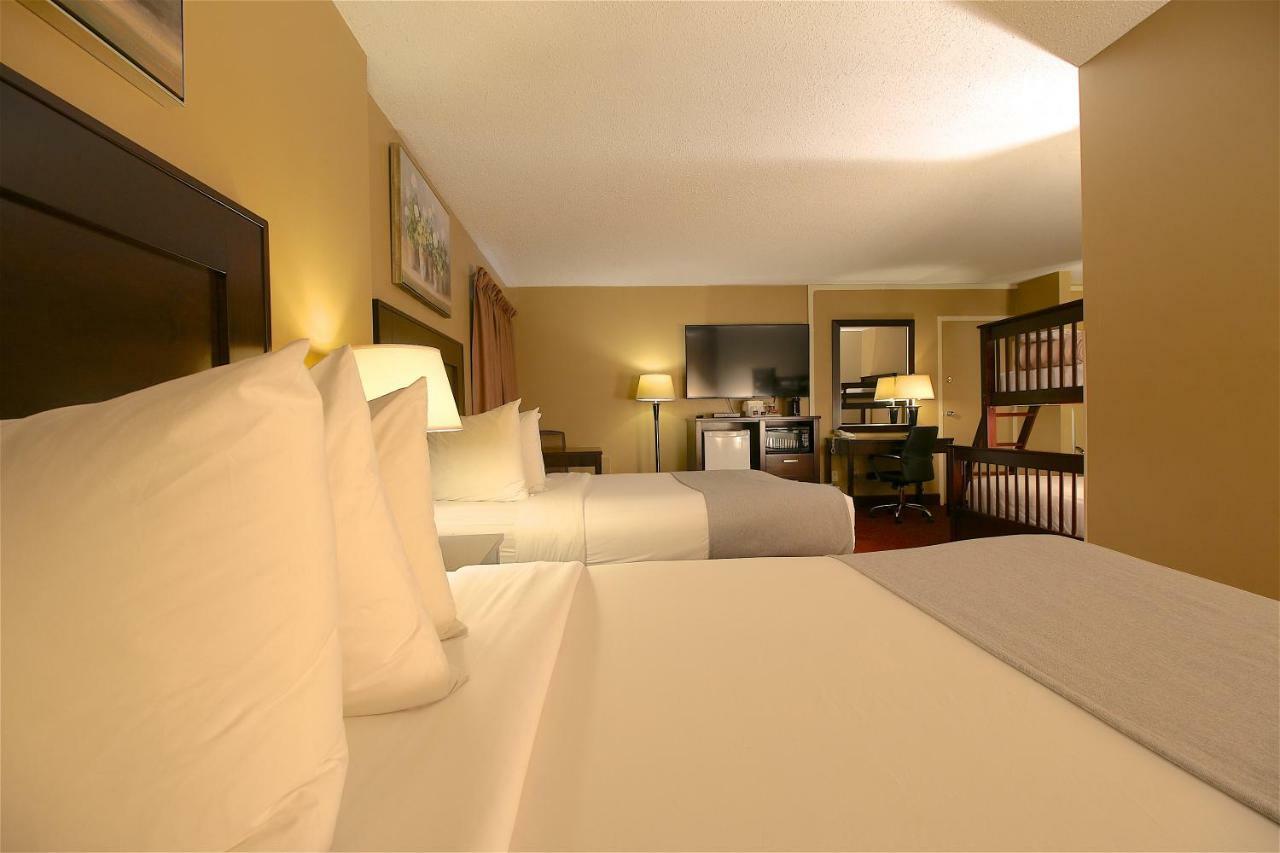 Clarion Pointe Hotel Medicine Hat Kültér fotó